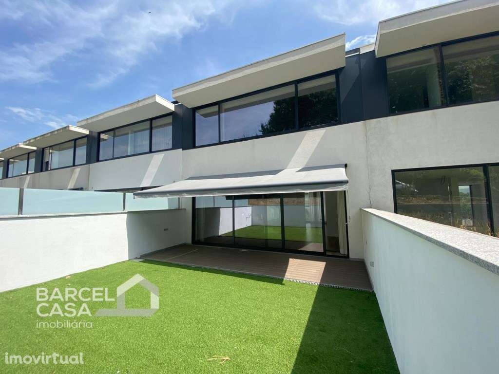 Moradia em banda T3, como nova, na Qta do Egipto em Barcelinhos - B... - Grande imagem: 5/34