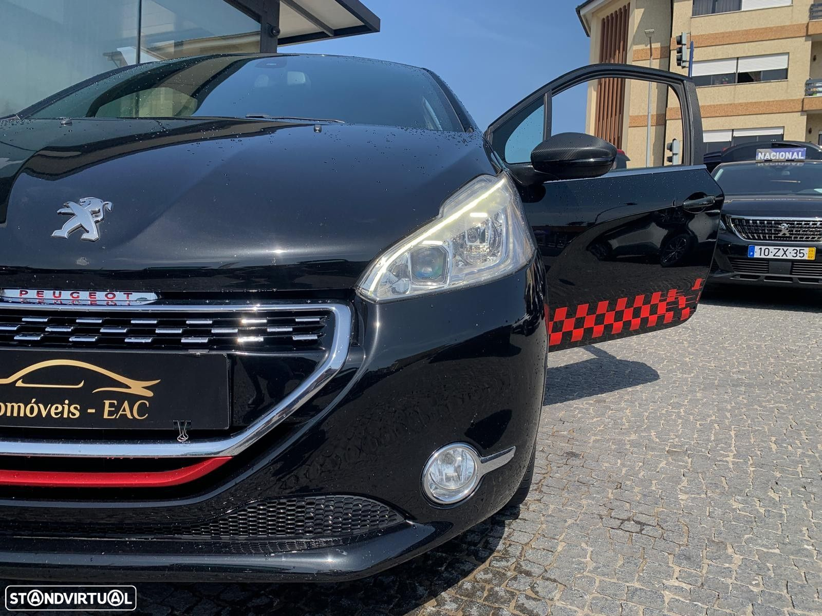 Peugeot 208 1.6 THP GTi - 12