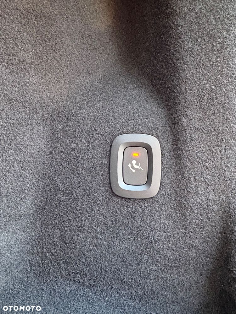 Volvo XC 60 D3 R-Design - 11