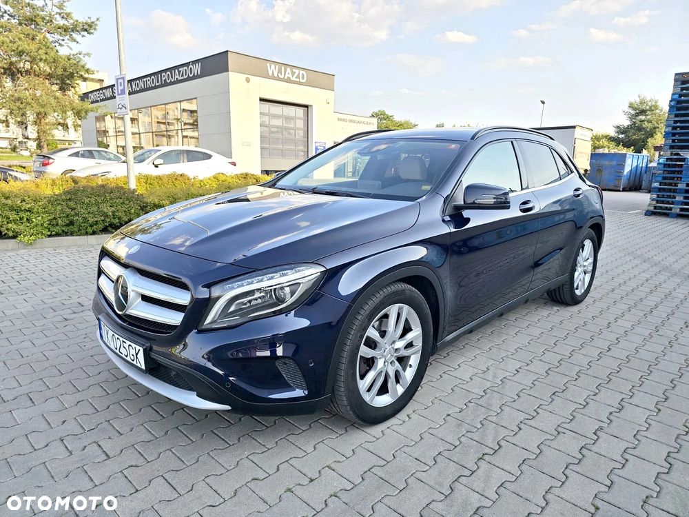Mercedes-Benz GLA 250 4-Matic - 2