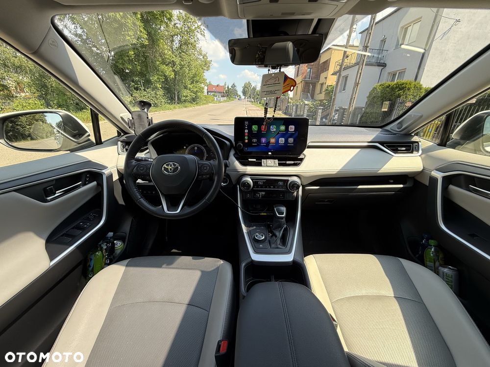 Toyota RAV4 - 7