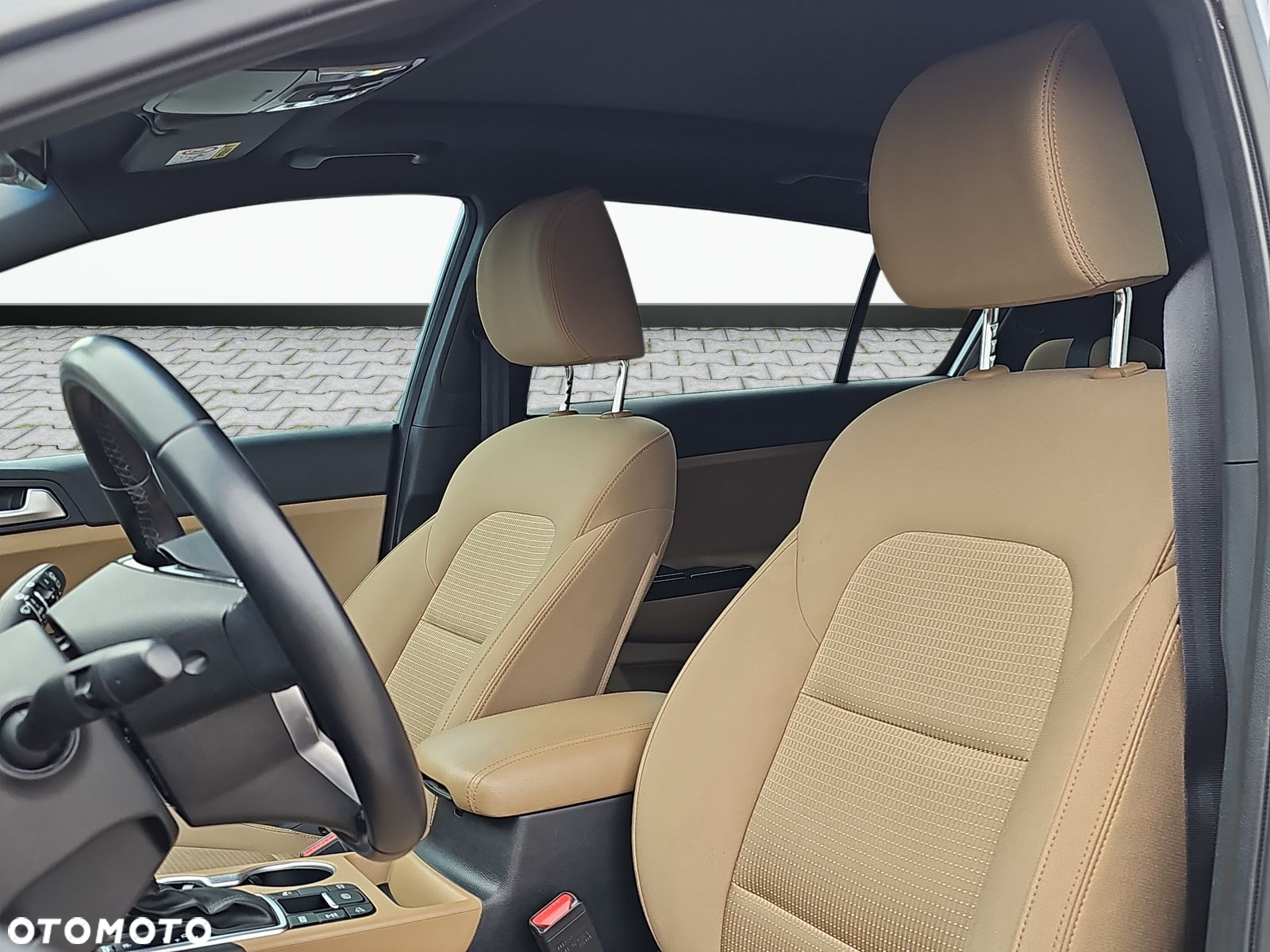 Kia Sportage - 12