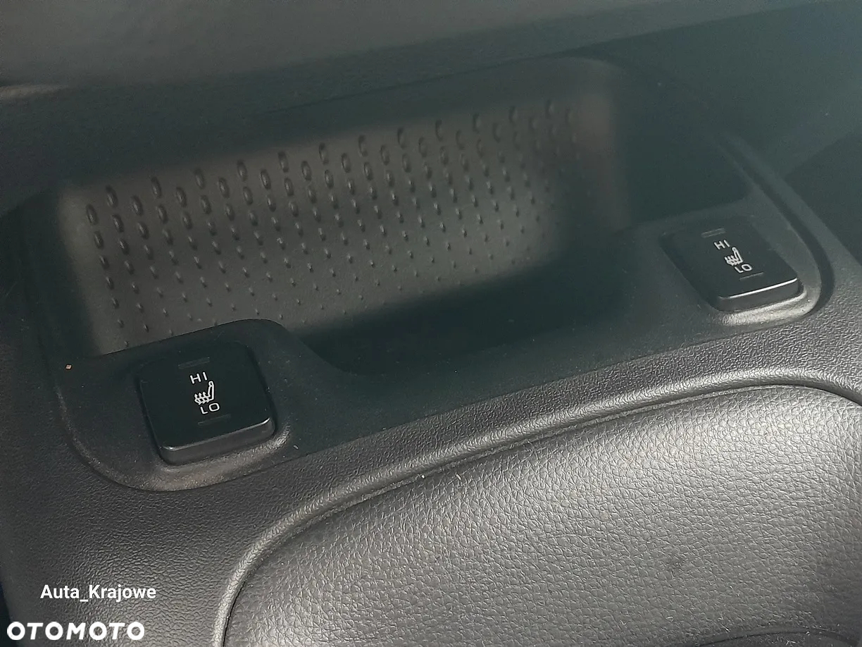 Toyota Corolla 1.8 Hybrid Comfort - 20