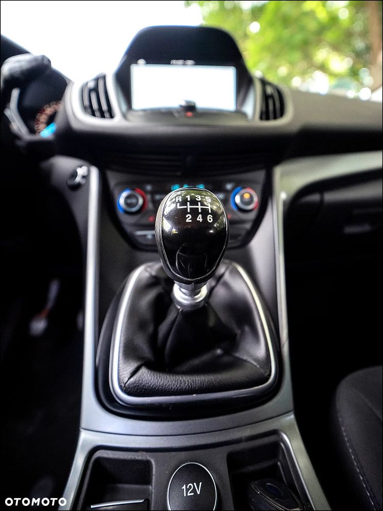 Ford Kuga - 26
