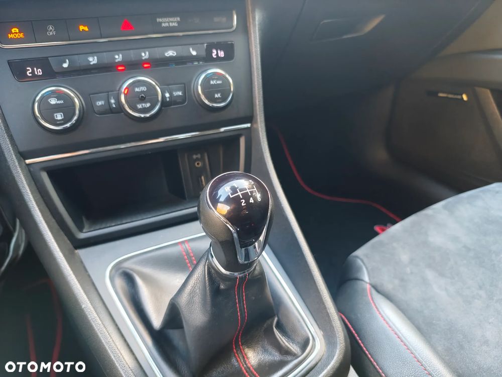 Seat Leon 2.0 TDI DPF Start&Stop FR - 26