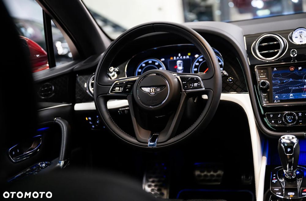 Bentley Bentayga - 27