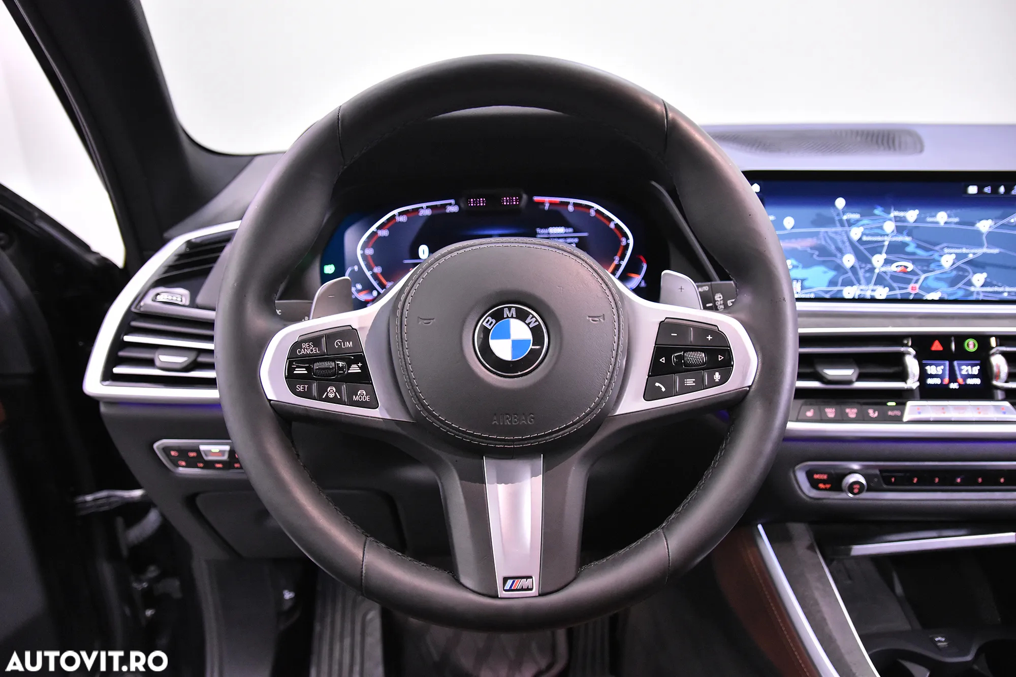 BMW X5 xDrive40i - 16