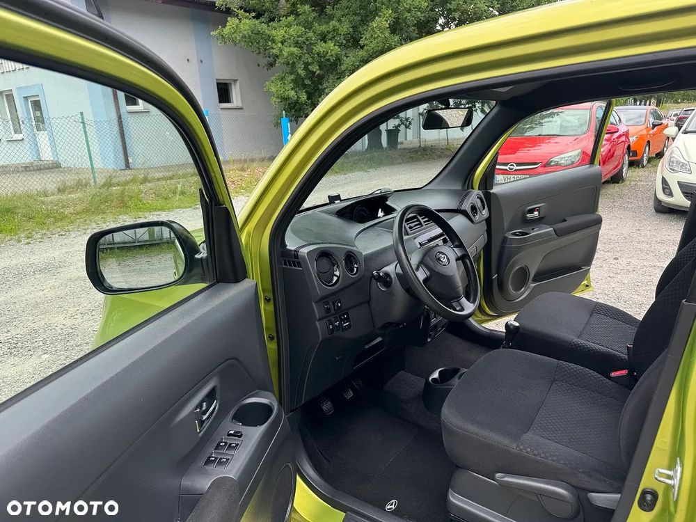 Daihatsu Materia - 19