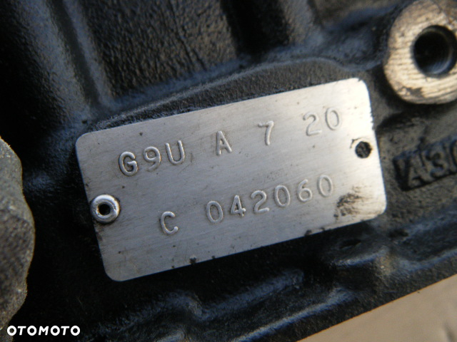 TRAFIC VIVARO II 2.5 BLOK SILNIKA G9U  A720 8200110717 - 5