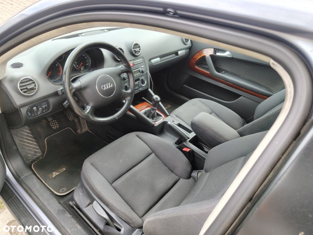 Audi A3 Sportback - 6