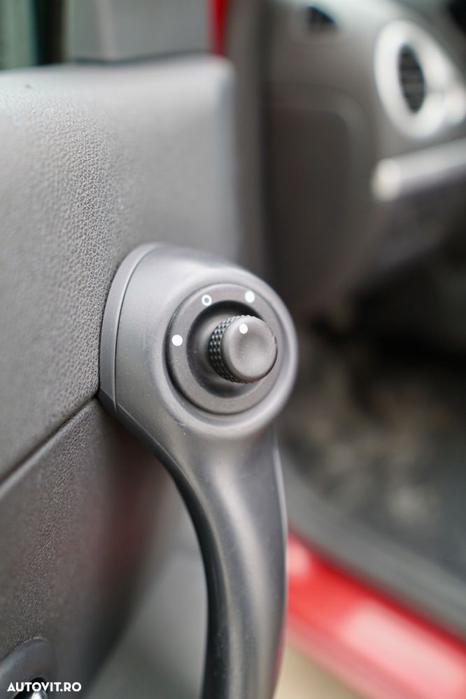 Renault Clio III 1.2 Authentique - 18