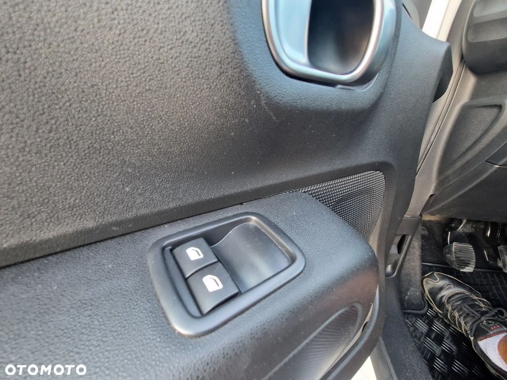 Citroën C3 1.2 PureTech Live - 17