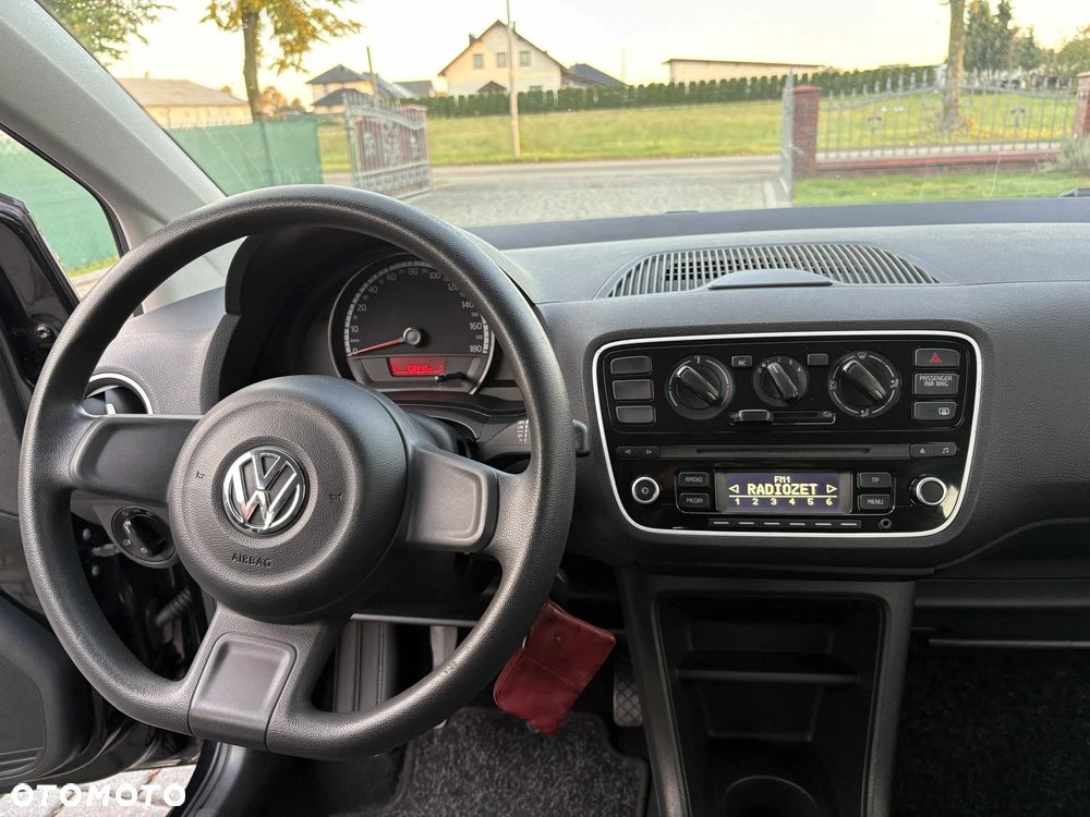 Volkswagen up! - 8