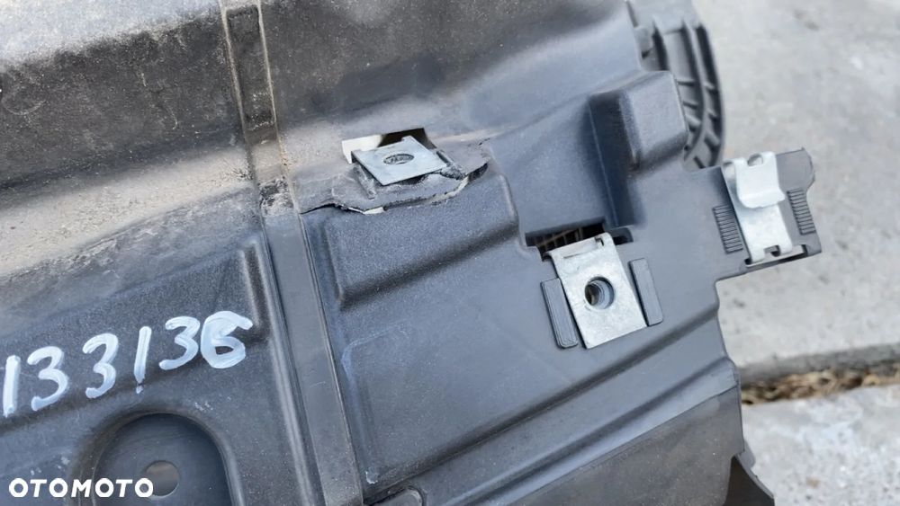 BMW F32 F33 F36 KIEROWNICA POWIETRZA WLOT 7290610 USZKODZONA - 9