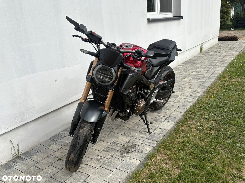 Honda CB - 2