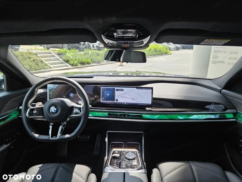 BMW Seria 7 - 11