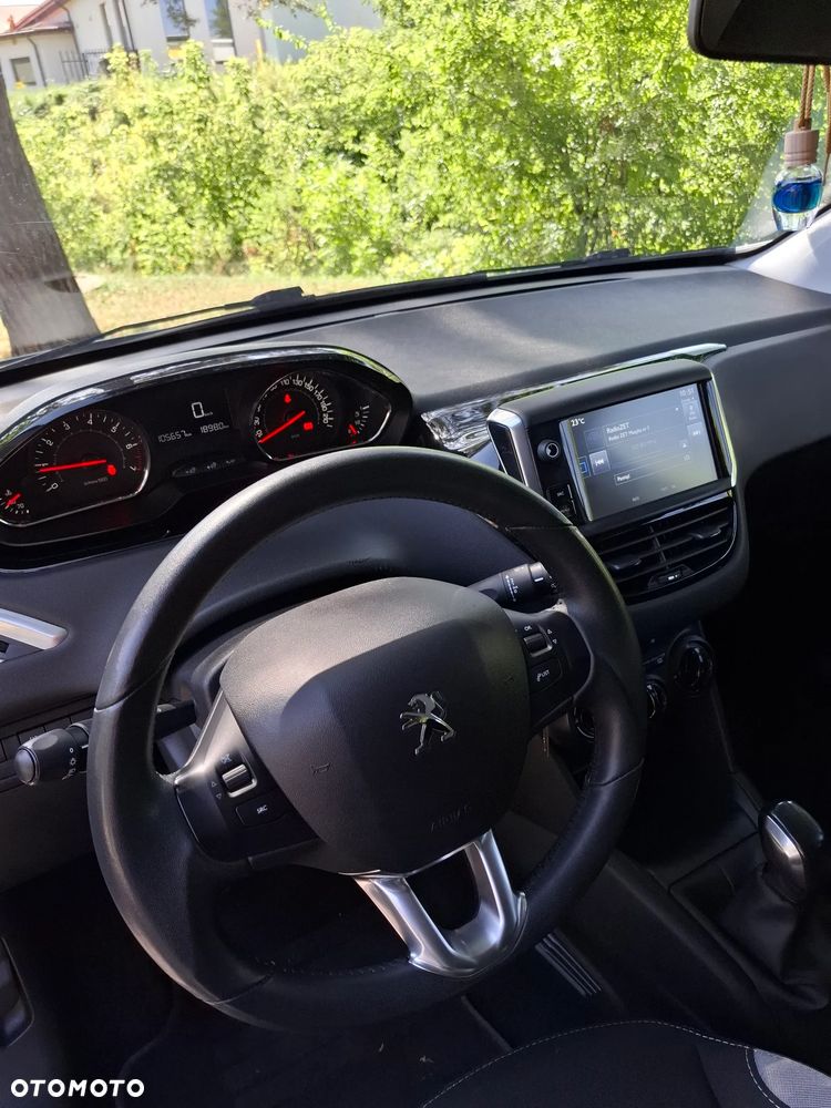 Peugeot 208 82 VTI Style - 8