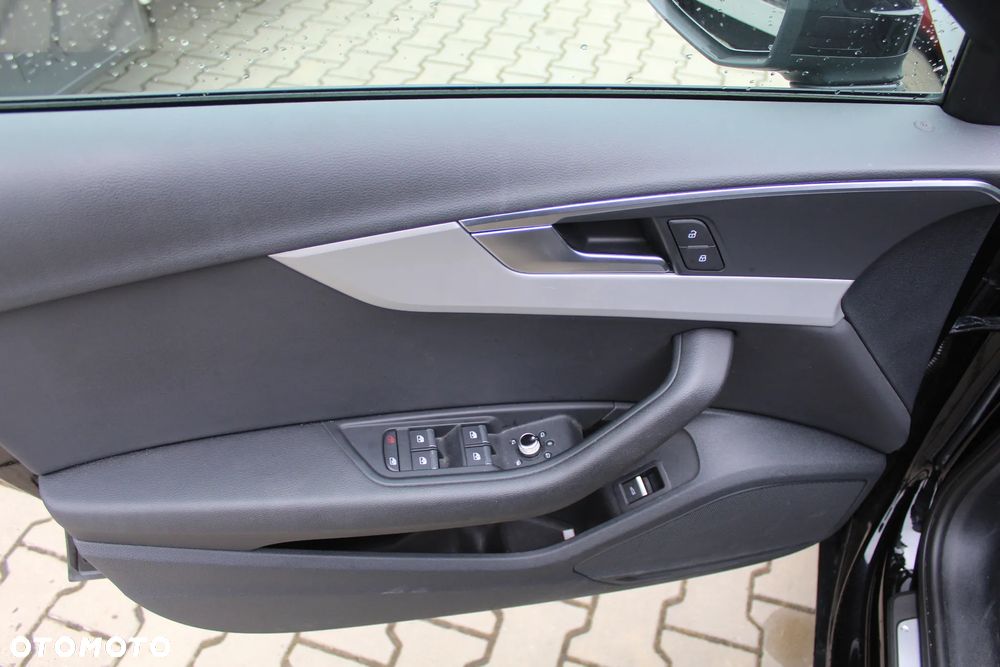 Audi A4 Avant 35 TDI mHEV S tronic - 22