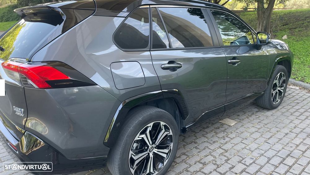 Toyota RAV4 2.5 HDF Plug-in Square Co.AWD-i - 3