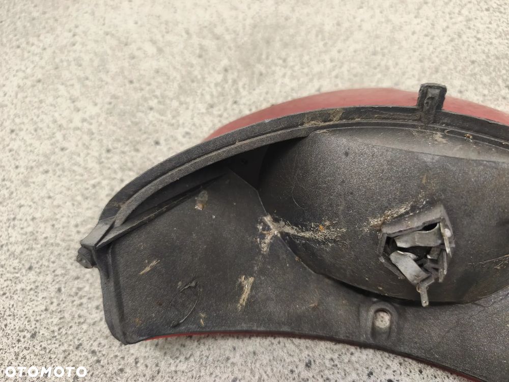 Lampa tył, tylna Peugeot Speedfight 2 - 11