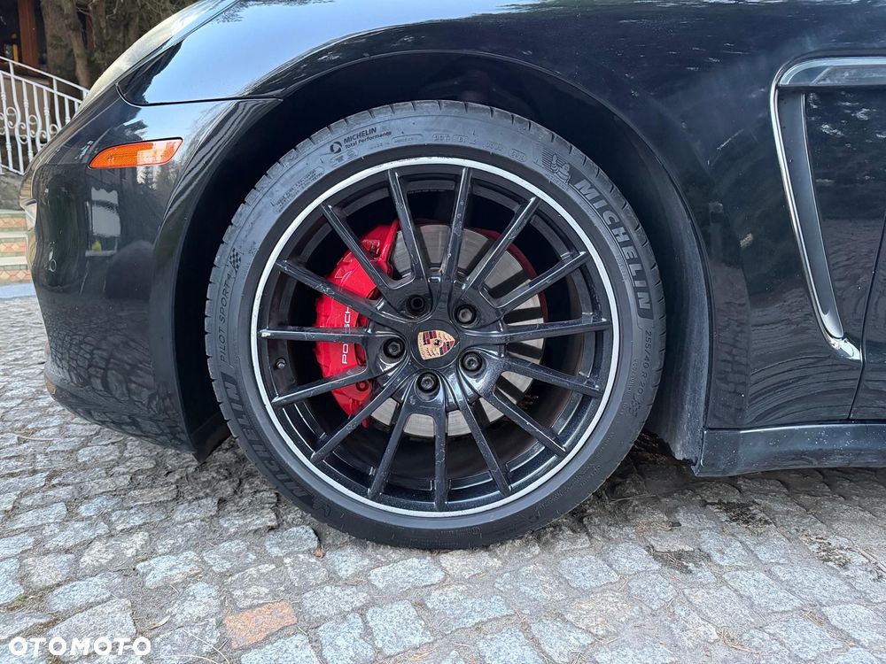 Porsche Panamera 4 PDK - 7
