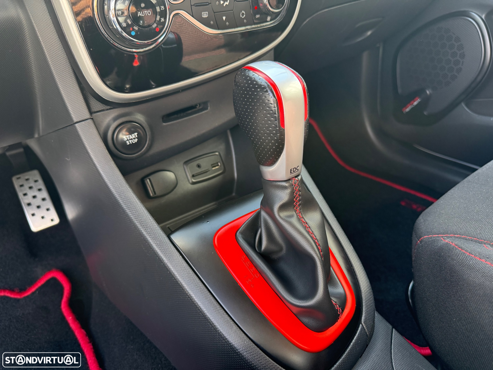 Renault Clio TCe 200 EDC Sport R.S. - 33