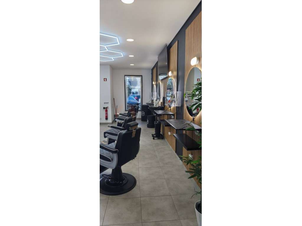 OPORTUNIDADE DE NEGÓCIO - TRESPASSE DE BARBEARIA - Grande imagem: 2/18