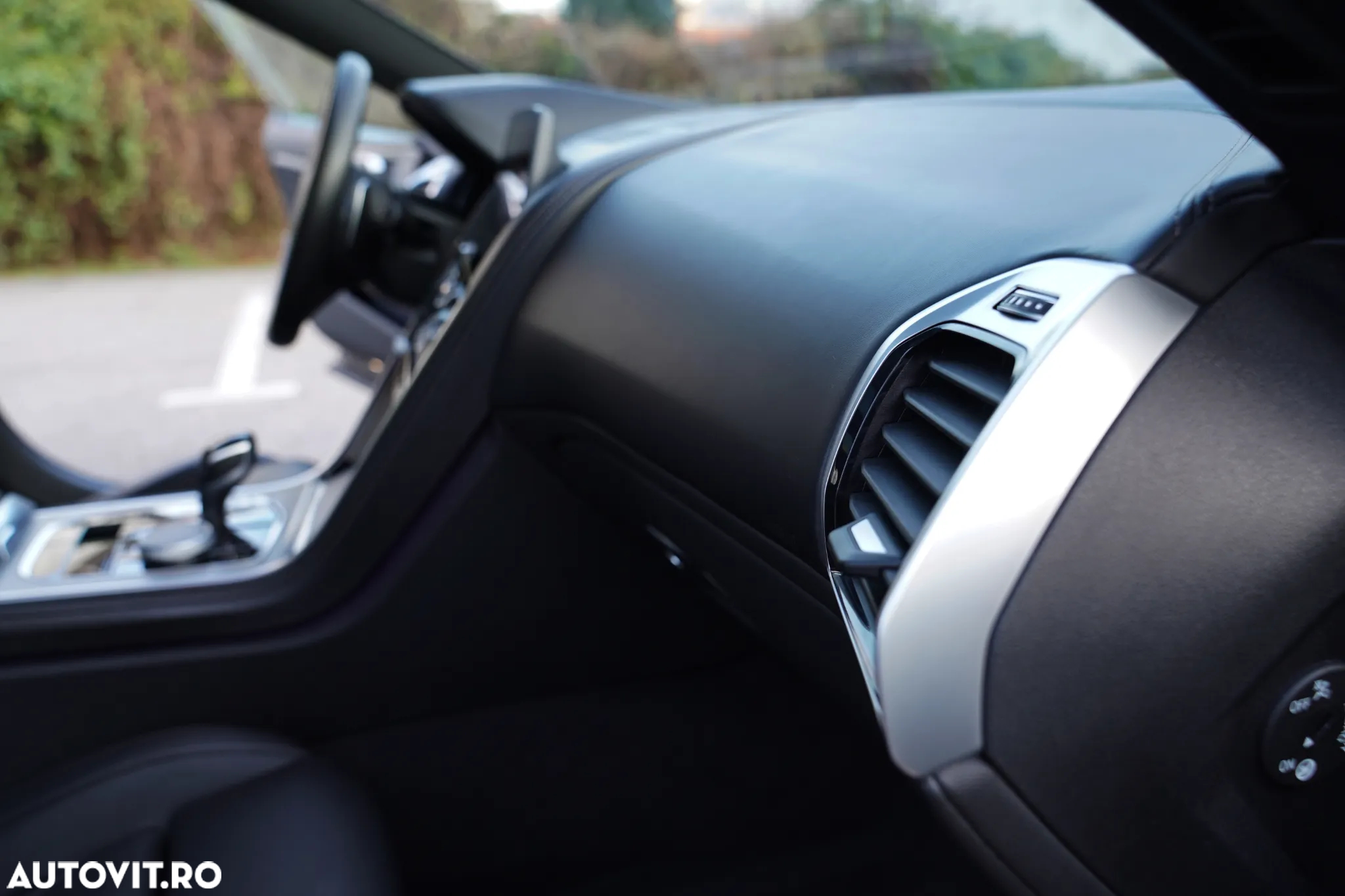 BMW Seria 8 840i xDrive - 32