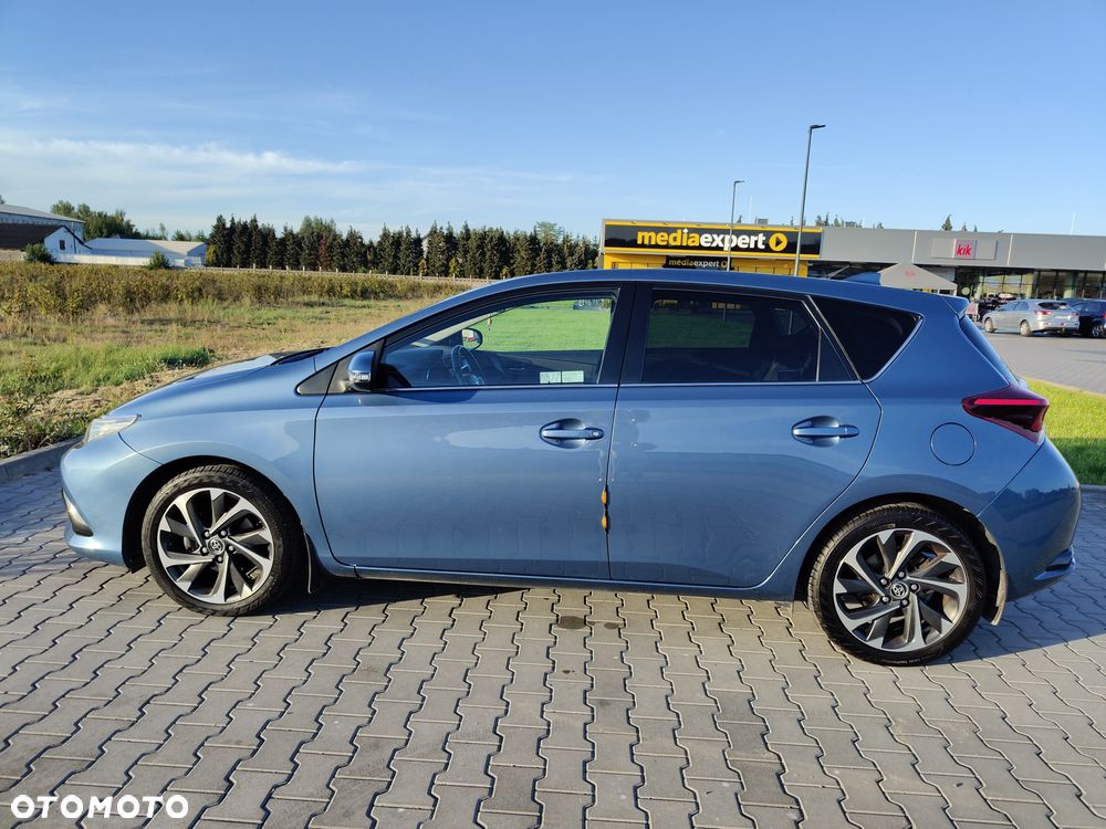 Toyota Auris 1.6 Prestige - 2
