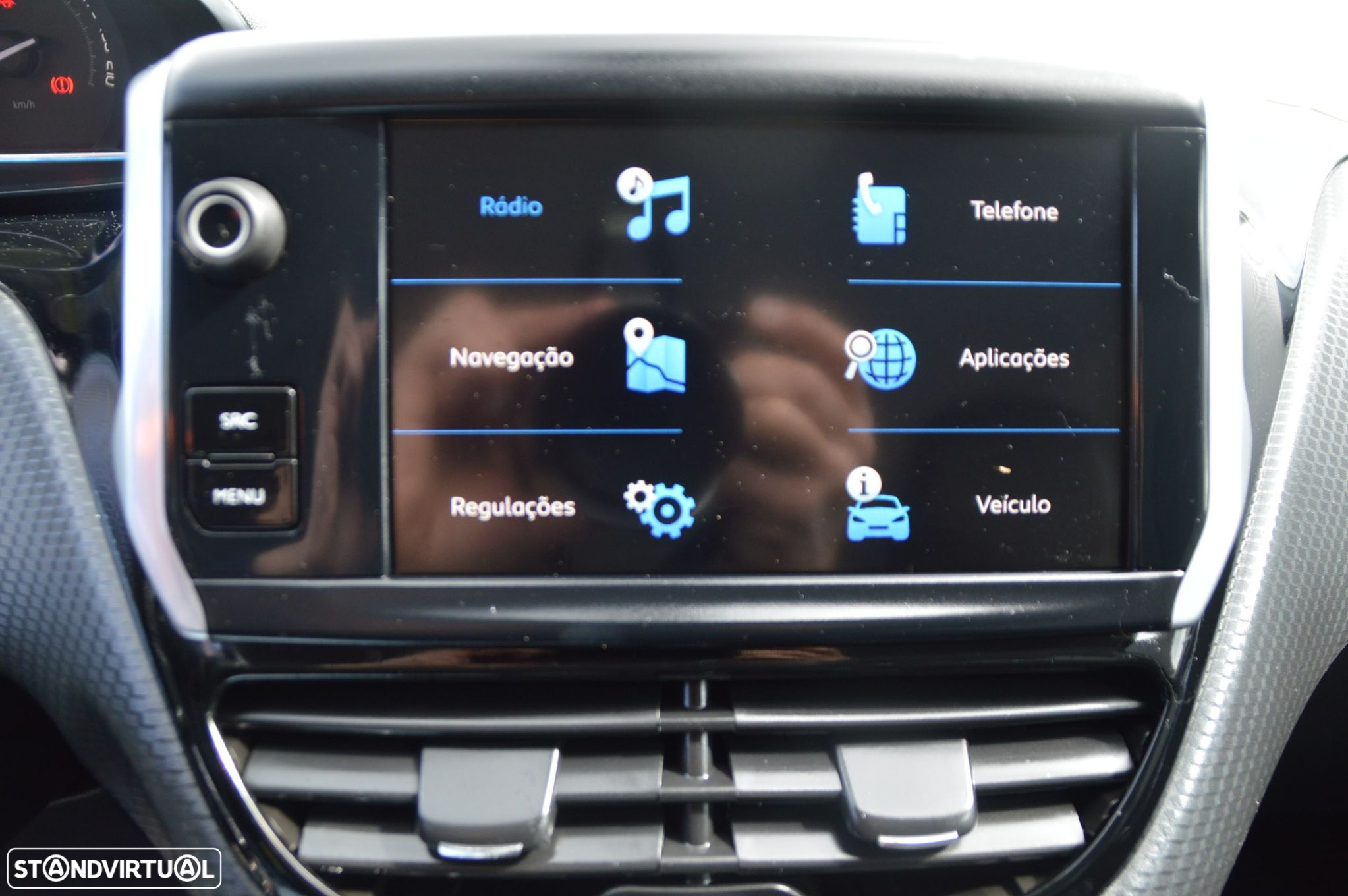 Peugeot 2008 1.2 PureTech Allure - 44