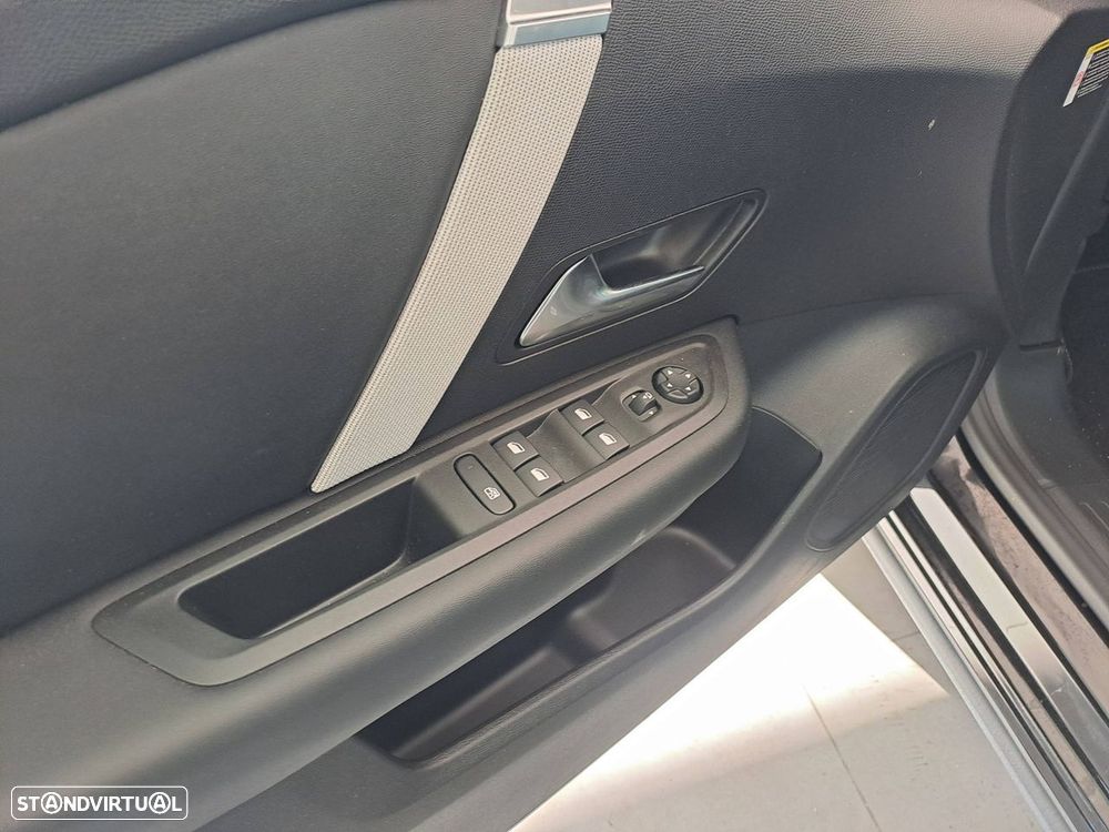 Citroën e-C4 54 kWh Autonomia Alargada Max - 9
