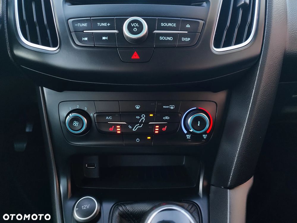 Ford Focus 1.0 EcoBoost Edition Start - 26