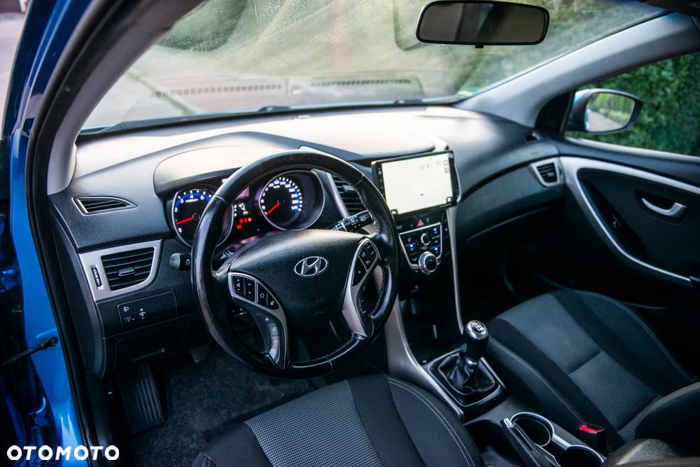 Hyundai i30 1.6 Comfort - 19