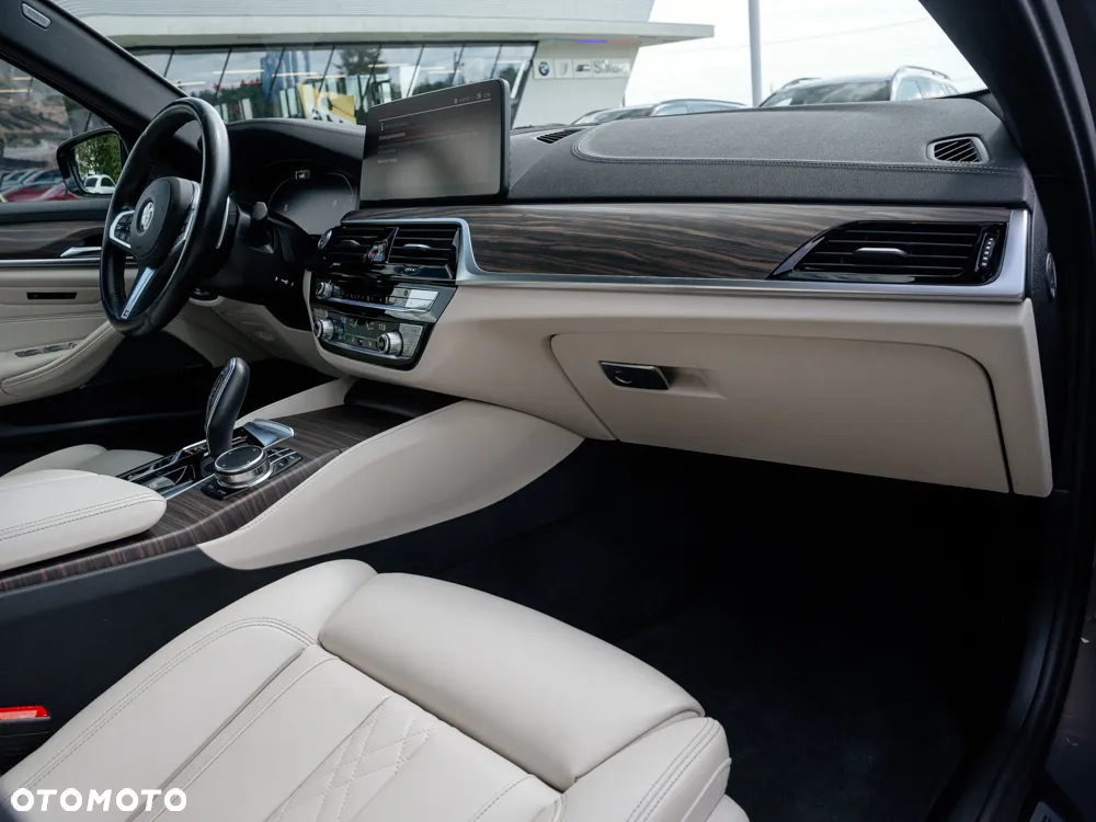 BMW Seria 5 - 8
