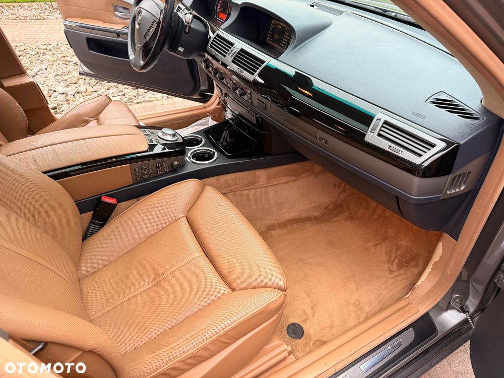 BMW Seria 7 - 19