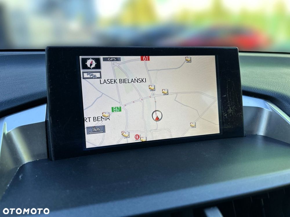 Lexus NX 300h Comfort AWD - 23