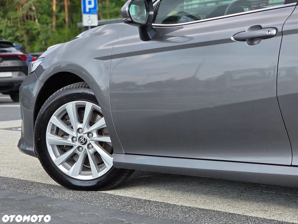 Toyota Camry 2.5 Hybrid Prestige CVT - 8