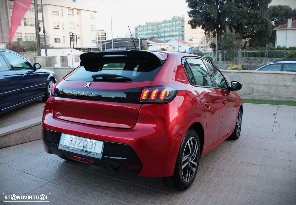 Peugeot 208 1.2 PureTech Allure EAT8 - 32