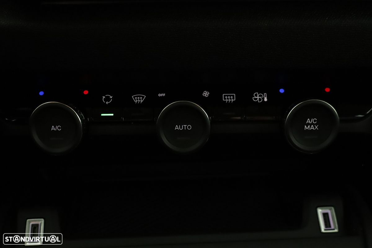 Citroën C4 1.2 PureTech Plus EAT8 - 13