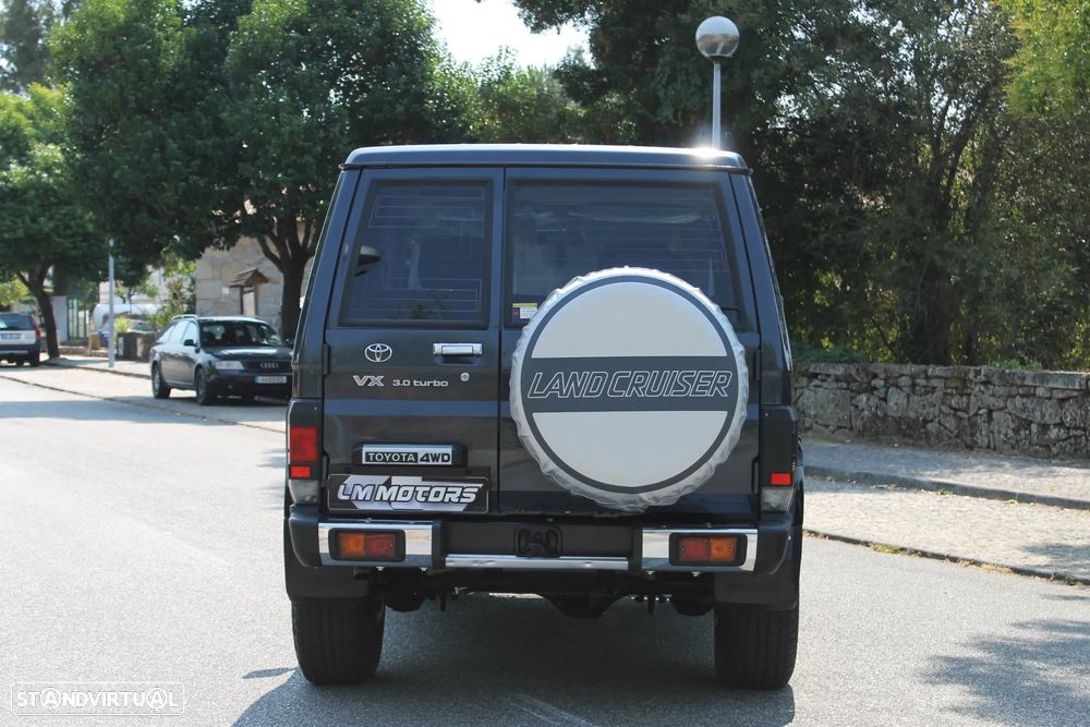 Toyota Land Cruiser 3.0 VX TD - 11