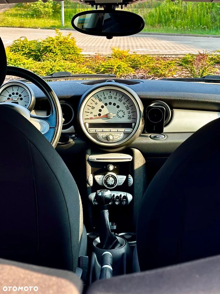 MINI Cooper D - 4