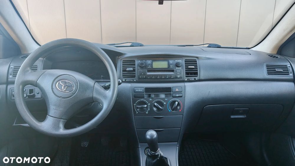 Toyota Corolla 1.6 VVT-i Terra - 13