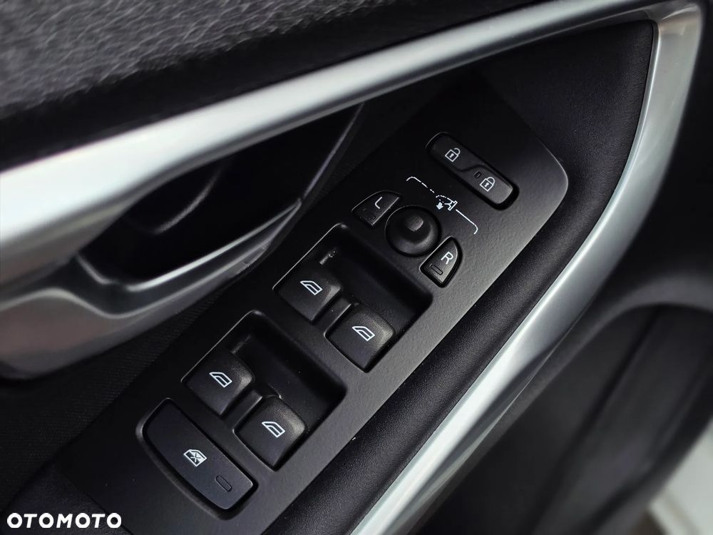 Volvo V40 - 16