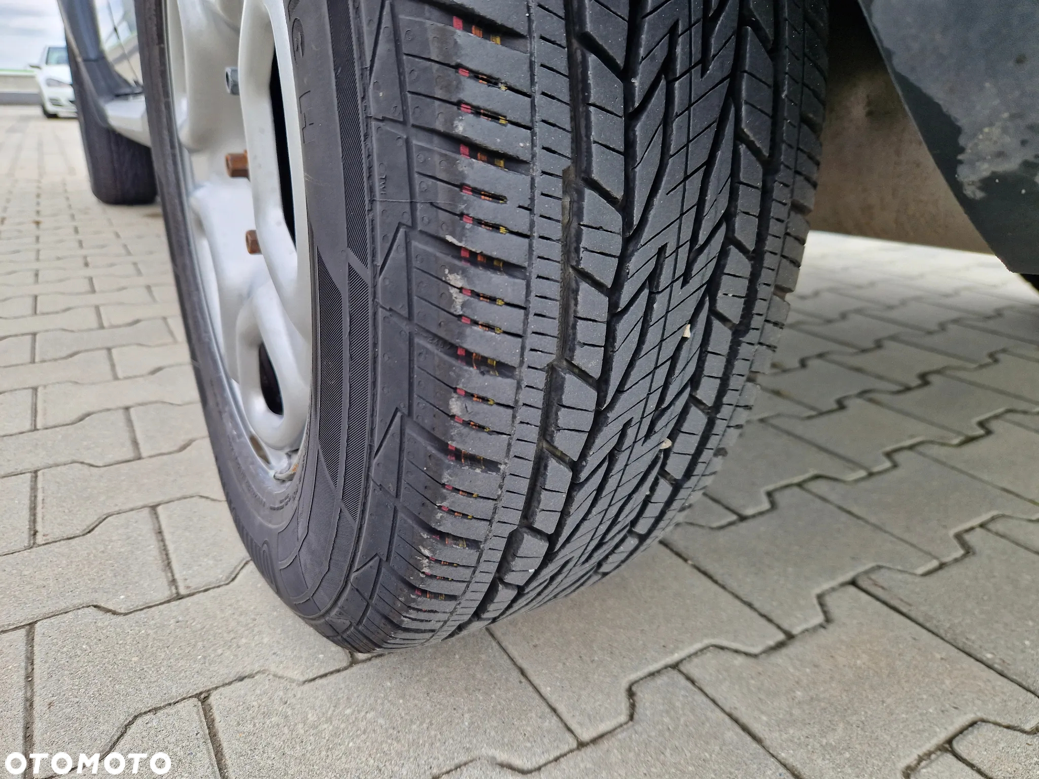 Dacia Duster 1.6 SCe Laureate S&S - 7