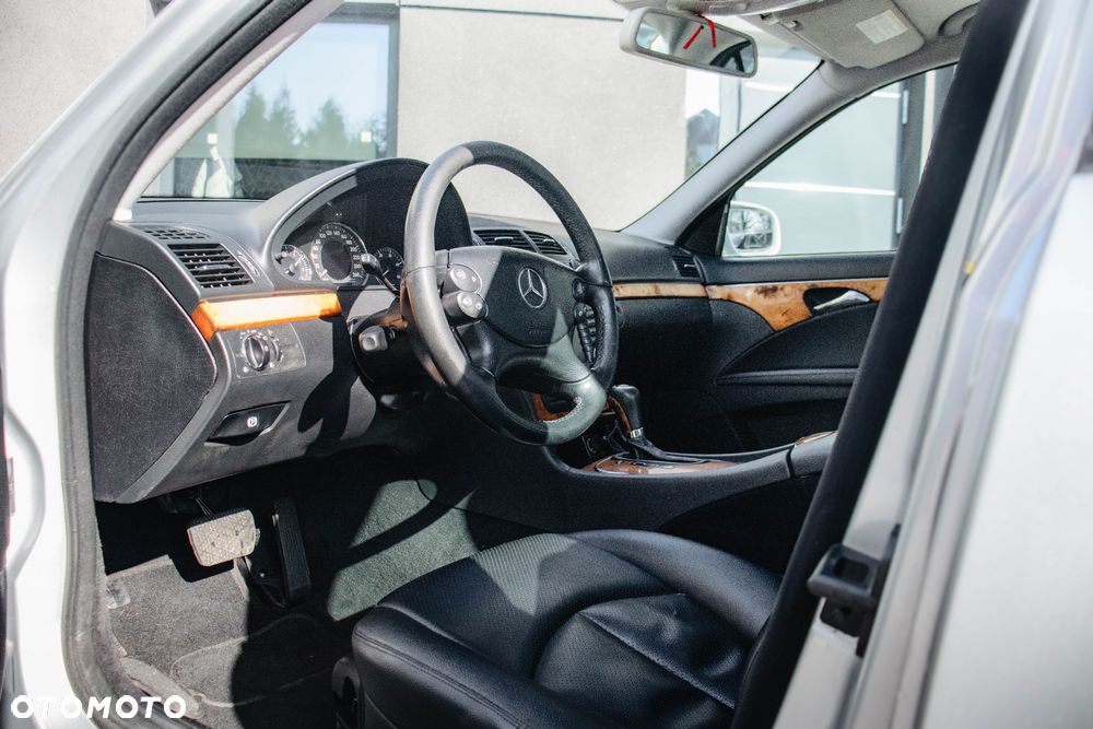 Mercedes-Benz Klasa E 320 CDI 7G-TRONIC Elegance - 12