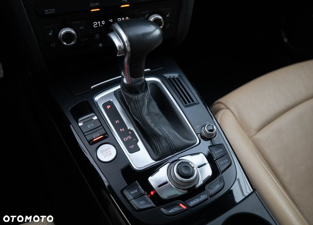 Audi A4 Avant - 30