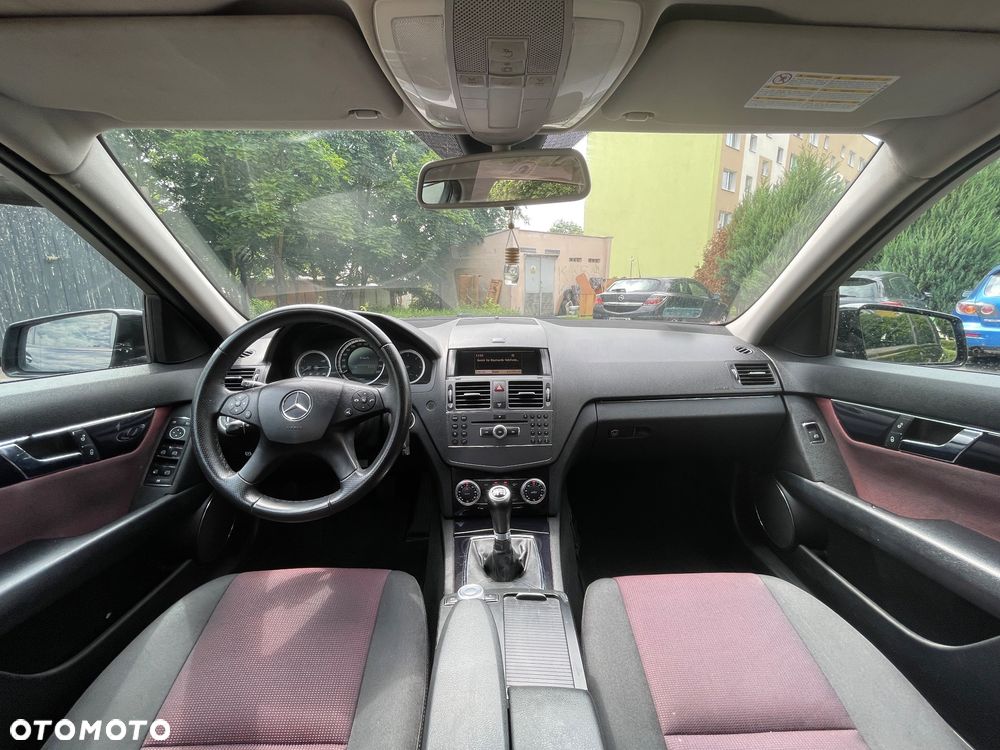 Mercedes-Benz Klasa C 200 CDI BlueEff Avantgarde - 8