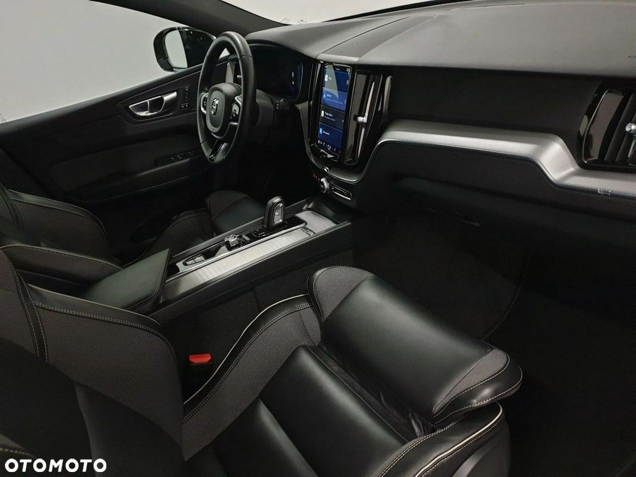 Volvo XC 60 B4 D AWD Geartronic RDesign - 40