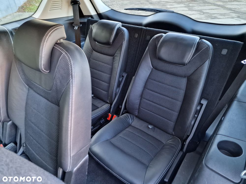 Ford S-Max 2.0 TDCi DPF Titanium - 26