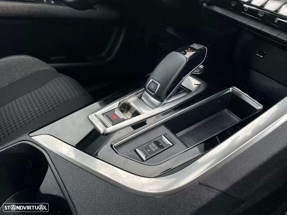 Peugeot 3008 PureTech 130 Stop & Start GPF EAT8 Active - 17
